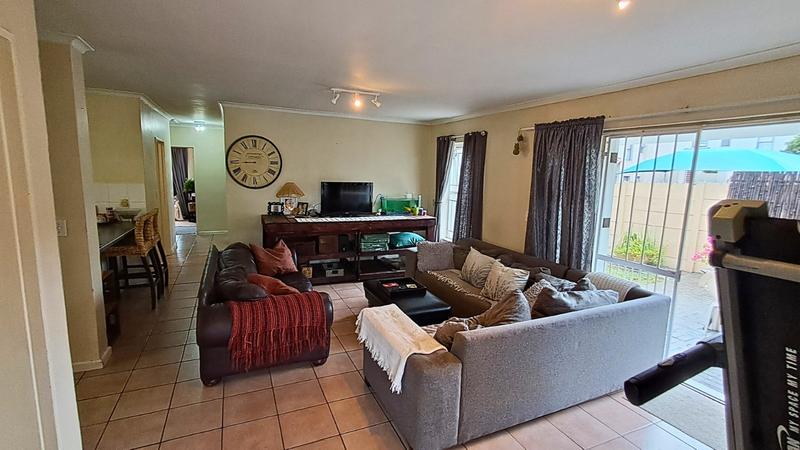 To Let 3 Bedroom Property for Rent in Parow North Western Cape